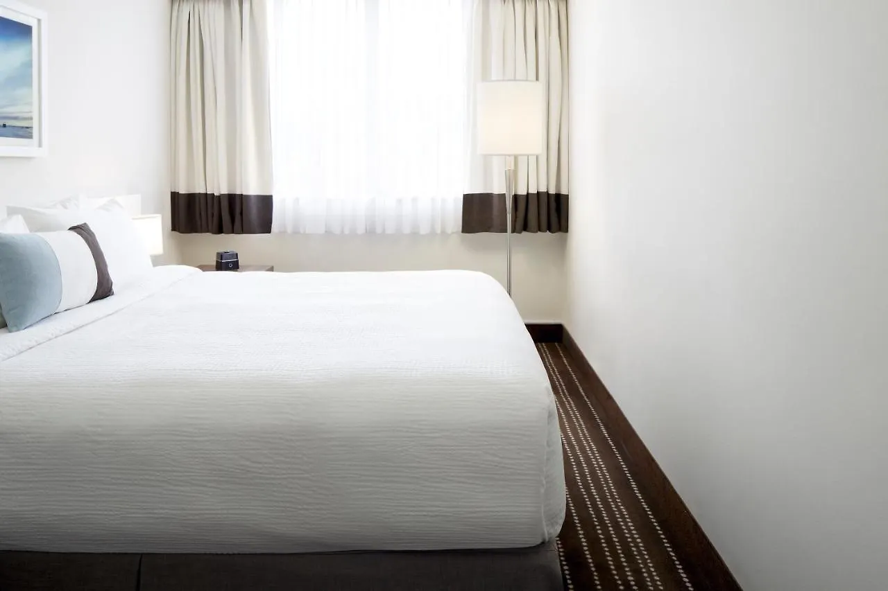 Residence Inn By Marriott Montreal Westmount Hotel