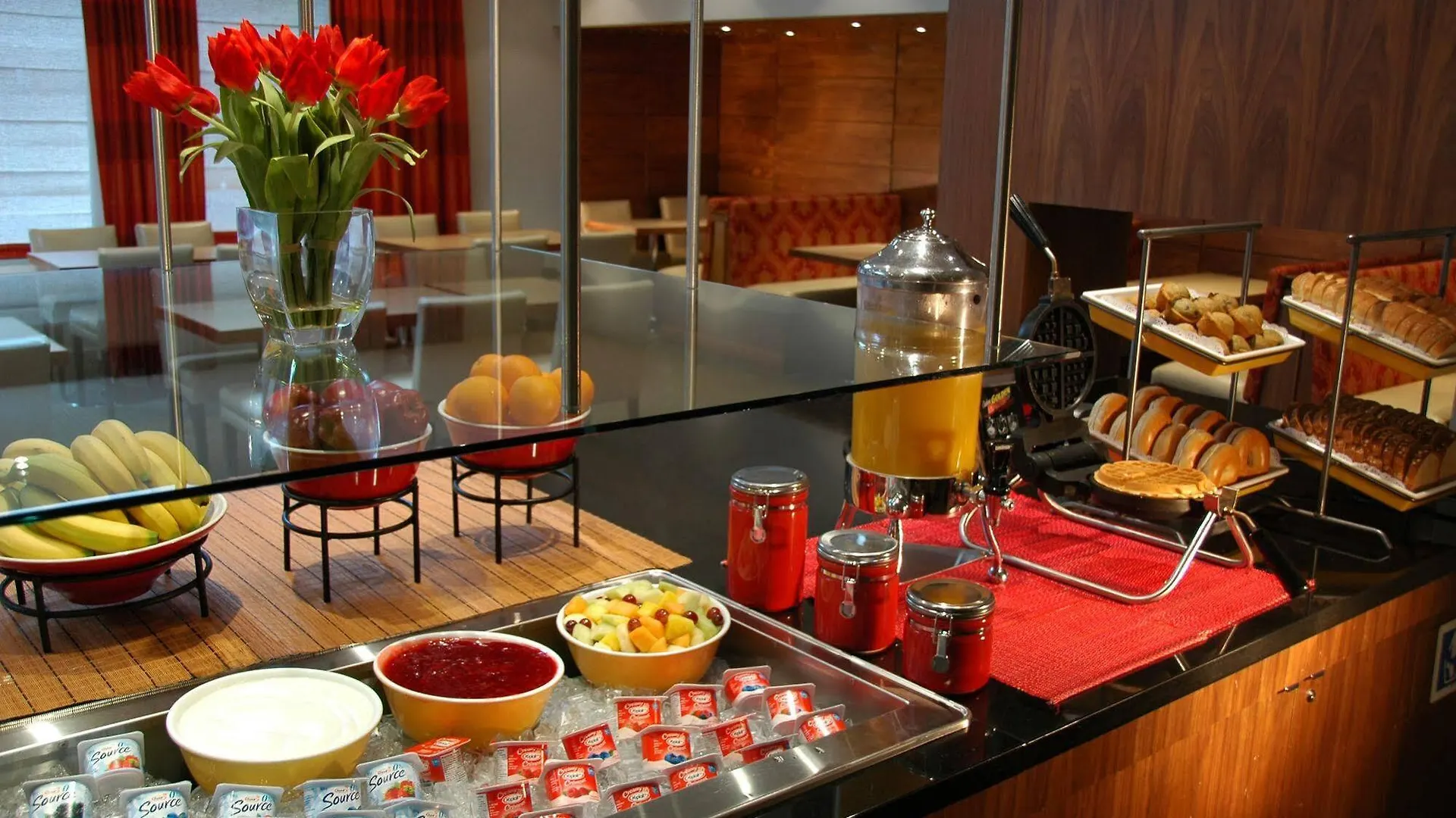 Residence Inn By Marriott Montreal Westmount Hotel